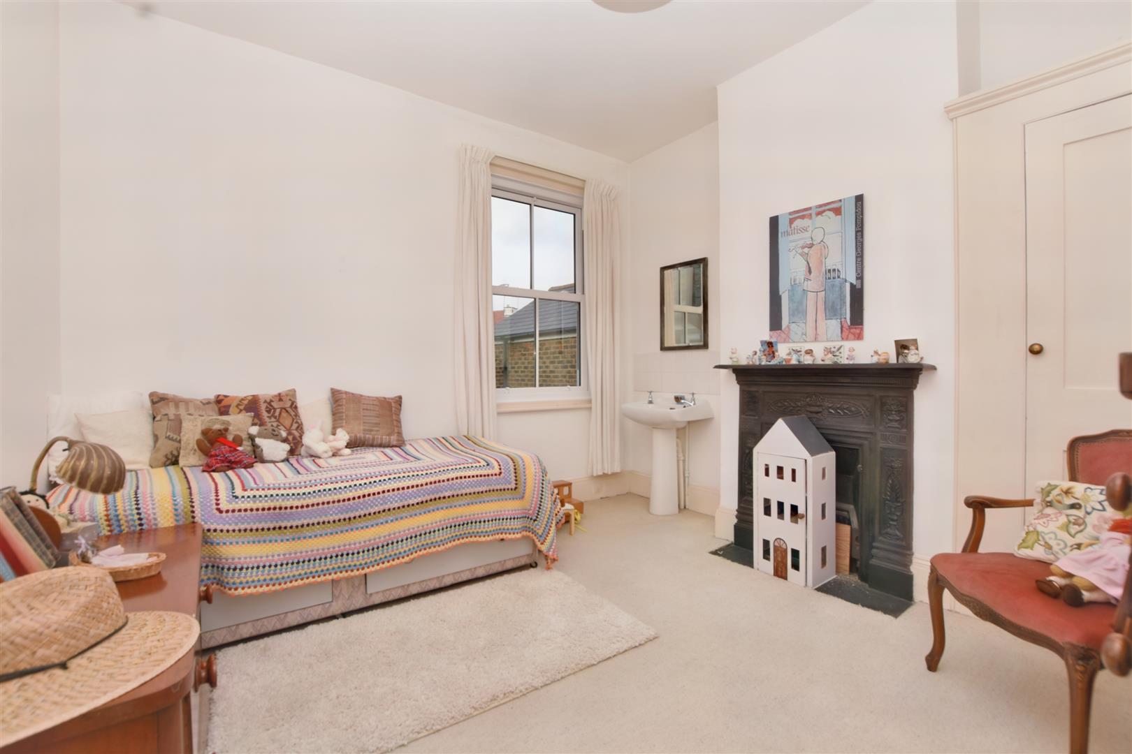 Property Details for Road Eastbourne BN21 1QT Town Property